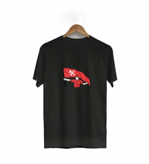 1 Mayıs Emekçilerimiz İçin Özel Tasarım Bayraklı Emekçi Baskılı T-shirt - Siyah resmi